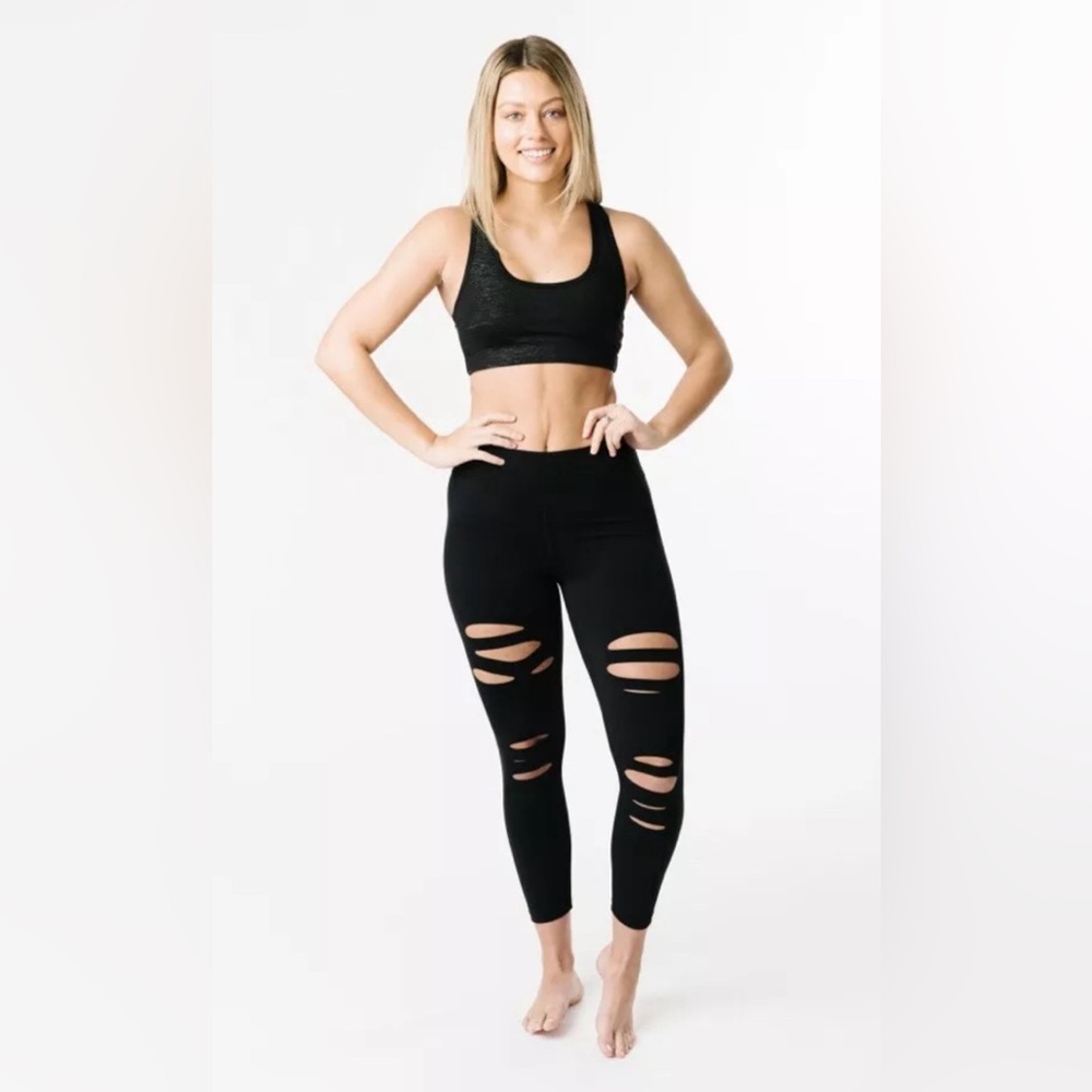 Zyia Active Slash Luxe Hi-Rise Ripped 7/8 Leggings - 24”, Size: 14-16